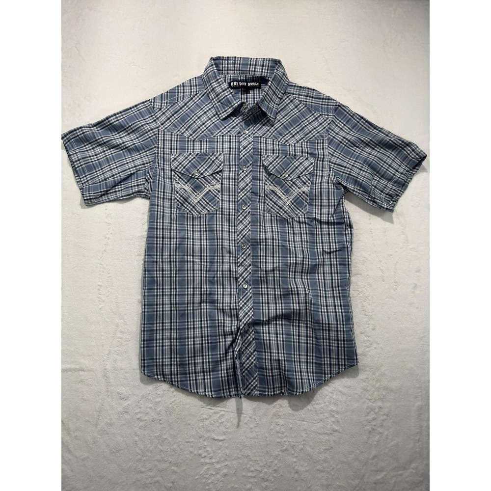One Day Away Shirt Mens Medium Blue Plaid Western Pearl Snap Short Sleeve Casual